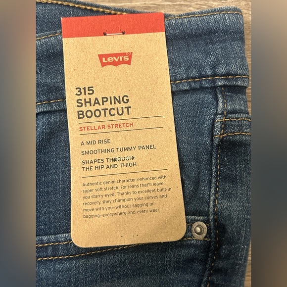 NWT Levi's Dark Blue Boot Cut Jeans size 10 - Picture 3 of 6